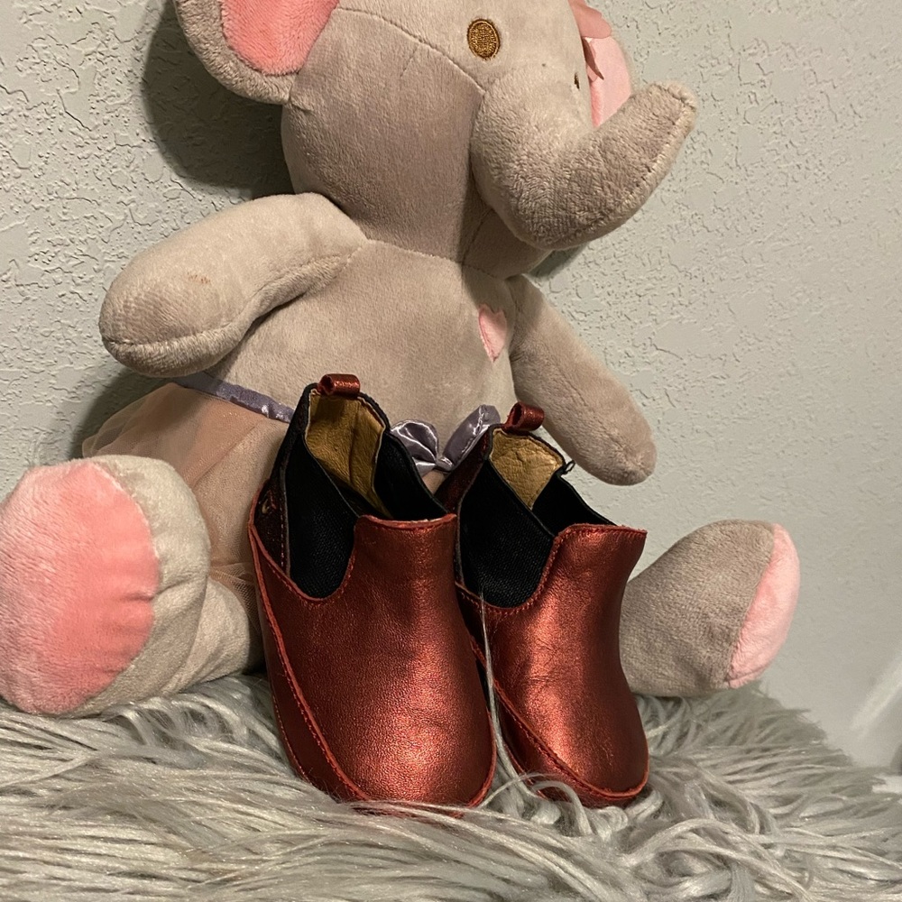 Umi baby shoe size 5 lightly used . Have a lot of life left .